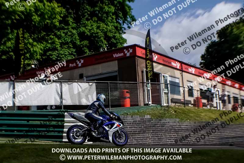 cadwell no limits trackday;cadwell park;cadwell park photographs;cadwell trackday photographs;enduro digital images;event digital images;eventdigitalimages;no limits trackdays;peter wileman photography;racing digital images;trackday digital images;trackday photos